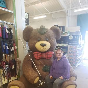 Meet your Posher, Sandra